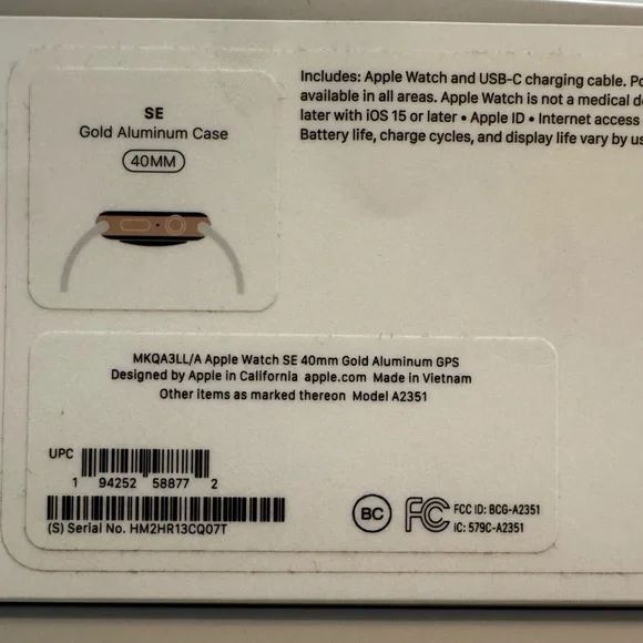 Rose Gold Apple Watch SE 40MM with Abyss Blue Sport Band + Extra Bands - Picture 5 of 8